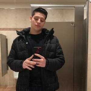 Meet your Posher, Jonathan